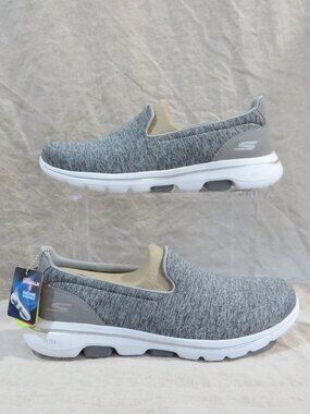NEW Skechers Women's Go Walk 5 Honor SIZE 9.5 Wide Fit - Gray